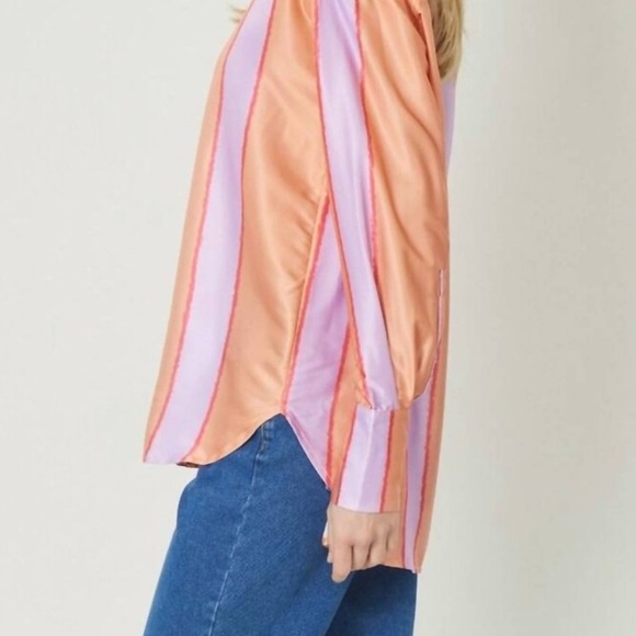 ENTRO Striped Long Sleeve Satin Like Button Down With Gold Buttons NWT - Picture 10 of 13